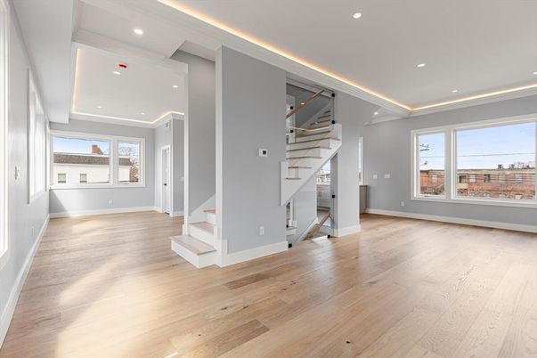 Empty room, Interior, Recessed Lighting, Wood Texture Flooring