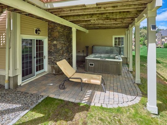 Exterior, Hot Tub