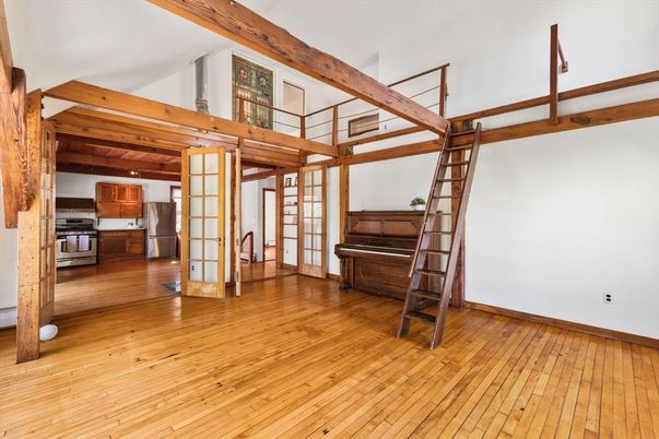 Interior, Kitchen, Piano, Wooden Beams, Wood Texture Flooring