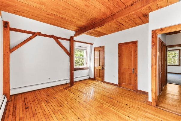 Empty room, Interior, Wooden Beams, Wooden Ceilings, Wood Texture Flooring