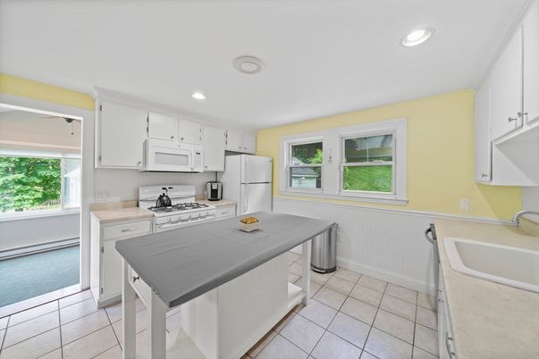 Interior, Kitchen, Recessed Lighting