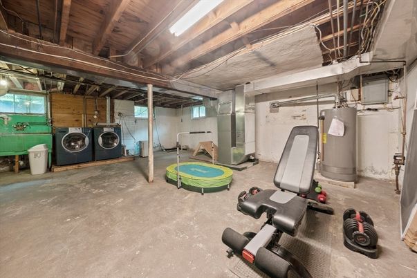 Fitness Equipment, Interior, Washer, Wooden Beams