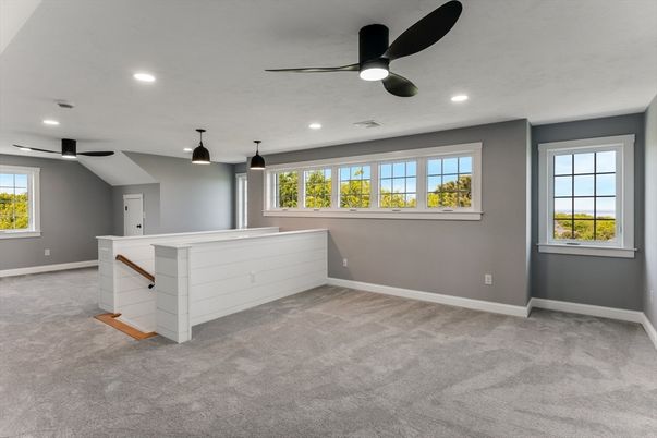 Empty room, Interior, Pendant Lights, Recessed Lighting