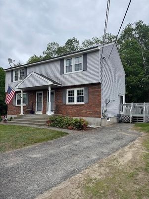Exterior, Facade, Brick Facade, Split Level