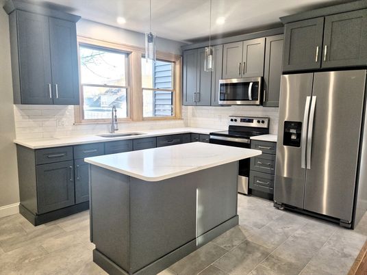 Interior, Kitchen, Pendant Lights, Recessed Lighting, Stainless Steel Appliances