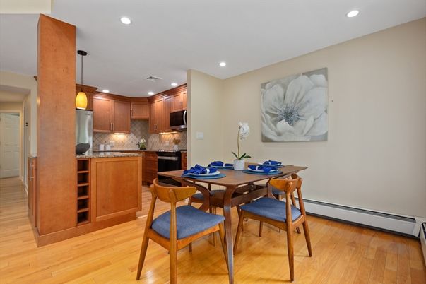 Dining room, Interior, Kitchen, Pendant Lights, Recessed Lighting, Wood Texture Flooring