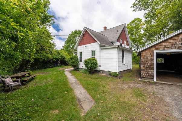 Backyard, Detached Garage, Exterior