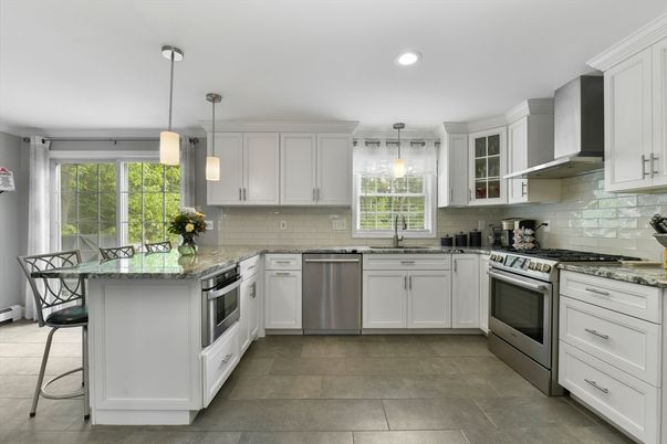 Interior, Kitchen, Pendant Lights, Recessed Lighting, Stainless Steel Appliances