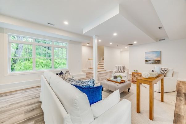 Interior, Living room, Recessed Lighting, Wood Texture Flooring