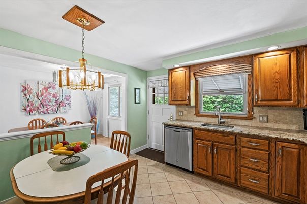 Chandelier, Dining room, Interior, Kitchen, Pendant Lights, Recessed Lighting