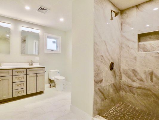 Bathroom, Interior, Marble, Marble Walls, Recessed Lighting