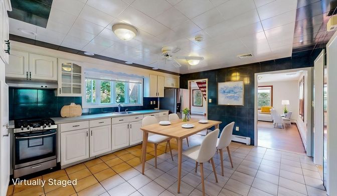 Dining room, Interior, Kitchen, Stainless Steel Appliances