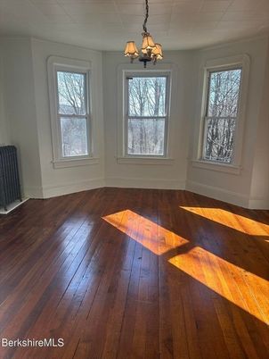 Chandelier, Empty room, Interior, Wood Texture Flooring