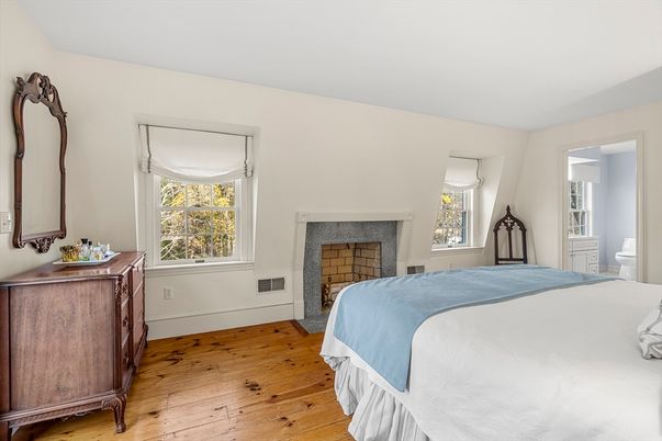 Bedroom, Fireplace, Interior, Wood Texture Flooring