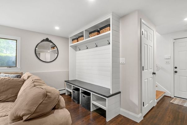 Interior, Recessed Lighting, Wood Texture Flooring