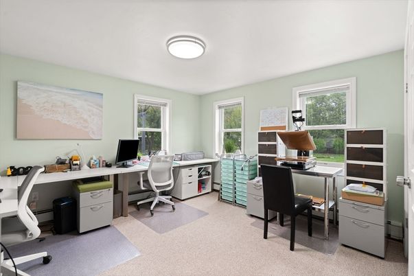 Home Office, Interior