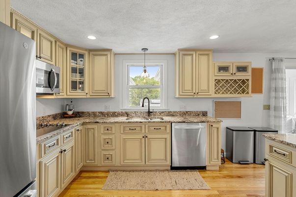 Interior, Kitchen, Pendant Lights, Recessed Lighting, Wood Texture Flooring