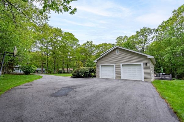 Backyard, Detached Garage, Exterior