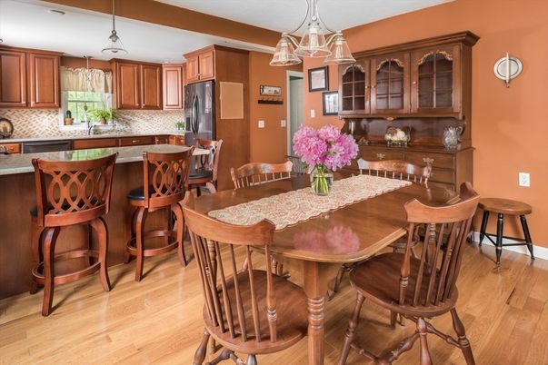 Dining room, Interior, Kitchen, Pendant Lights, Wood Texture Flooring