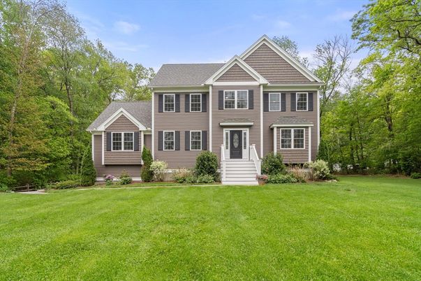 Backyard, Exterior, Facade, Georgian