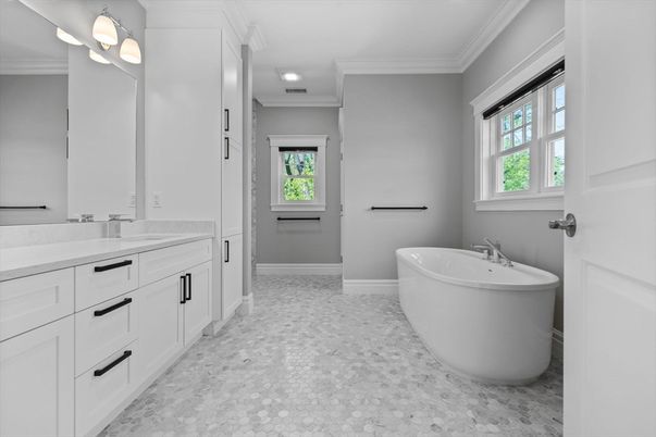 Bathroom, Dual Sink Vanities, Free Standing Baths, Interior, Recessed Lighting