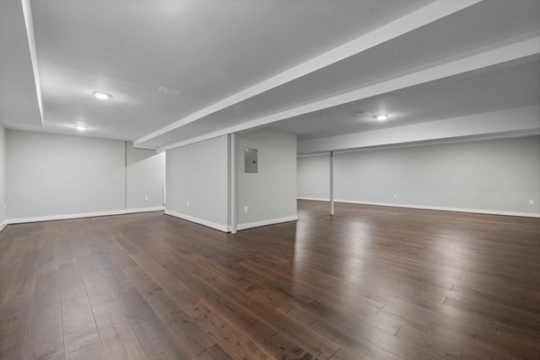 Empty room, Interior, Recessed Lighting, Wood Texture Flooring
