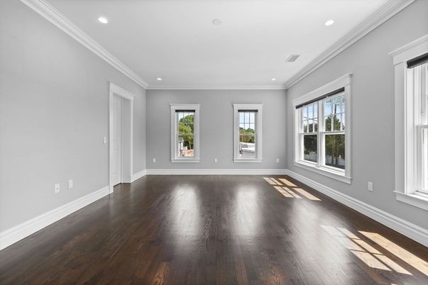 Empty room, Interior, Recessed Lighting, Wood Texture Flooring