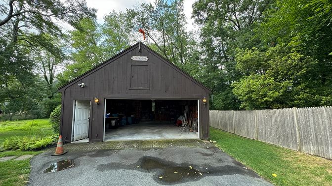 Backyard, Detached Garage, Exterior