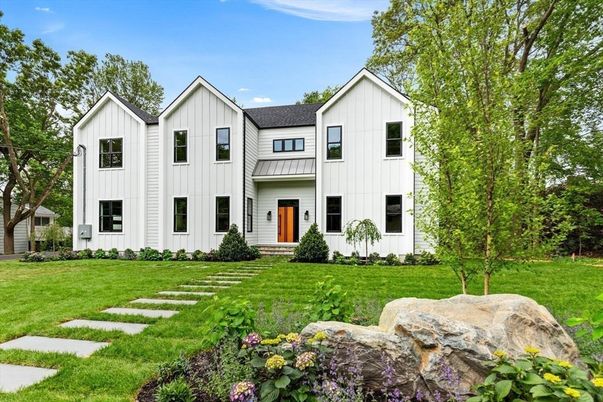 Backyard, Exterior, Facade, Farmhouse