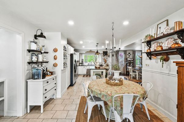 Dining room, Interior, Kitchen, Pendant Lights, Recessed Lighting