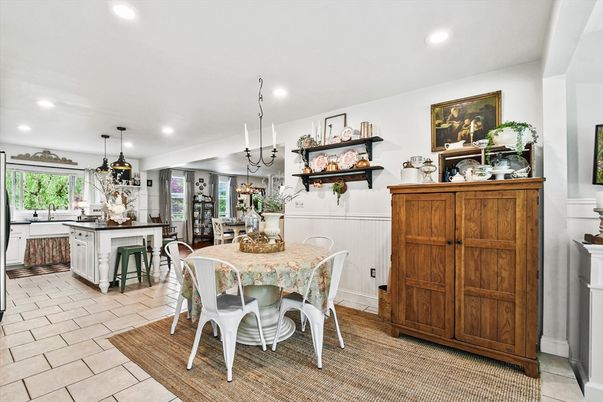 Dining room, Interior, Kitchen, Pendant Lights, Recessed Lighting