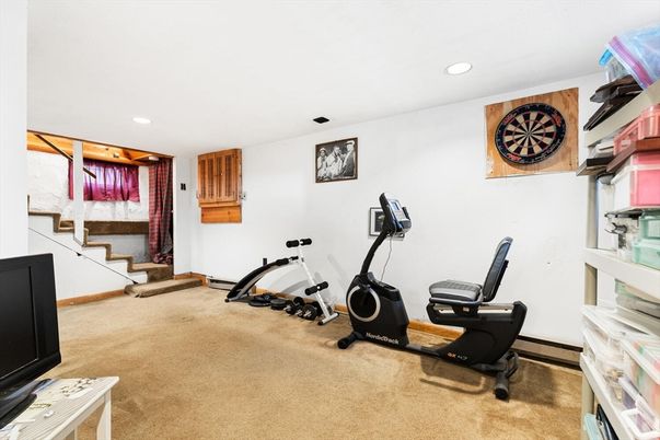 Fitness Equipment, Interior, Recessed Lighting