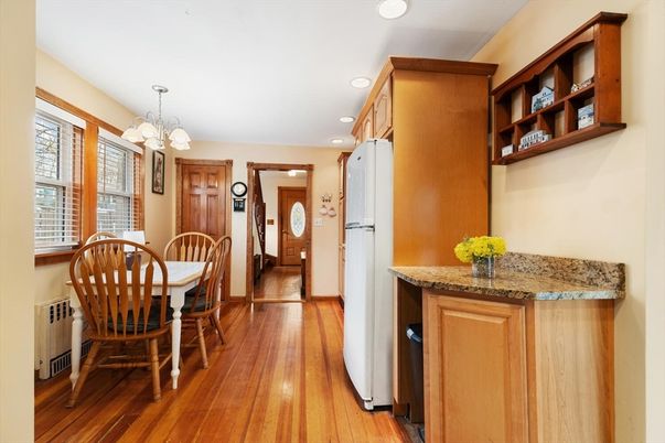 Chandelier, Dining room, Interior, Kitchen, Recessed Lighting, Wood Texture Flooring
