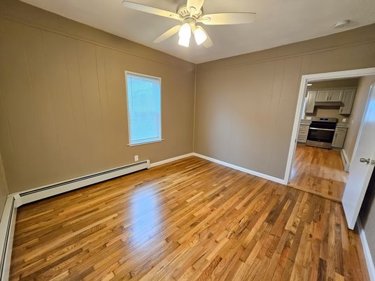 Empty room, Interior, Kitchen, Wood Texture Flooring