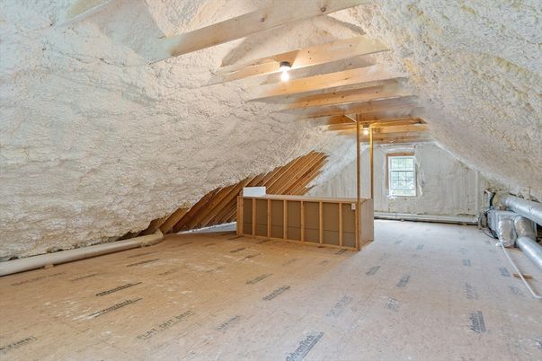 Empty room, Interior, Wooden Beams