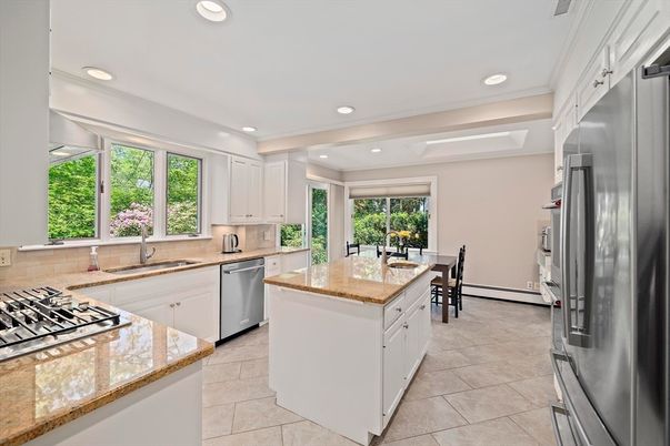 Dining room, Interior, Kitchen, Recessed Lighting, Stainless Steel Appliances