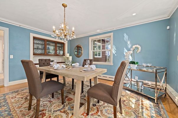 Chandelier, Dining room, Interior, Recessed Lighting, Wood Texture Flooring