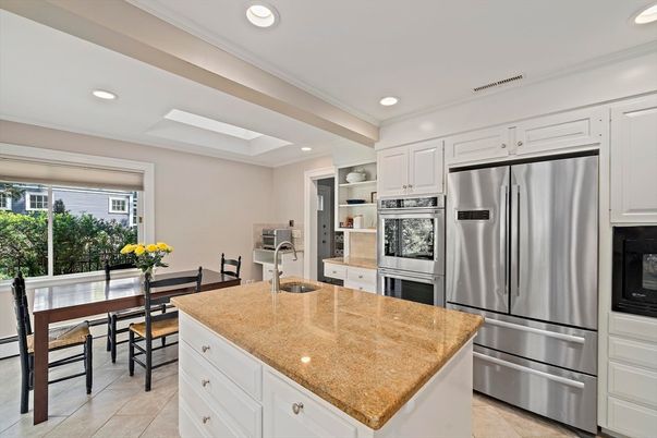 Dining room, Interior, Kitchen, Recessed Lighting, Stainless Steel Appliances