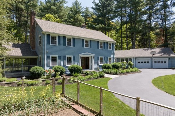 Attached, Exterior, Facade, Georgian