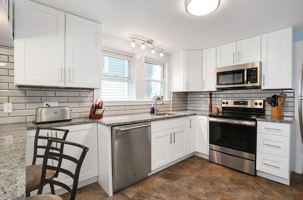 Interior, Kitchen, Stainless Steel Appliances