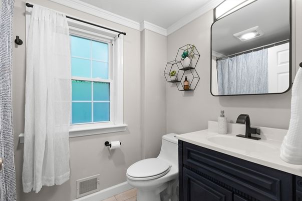 Bathroom, Interior
