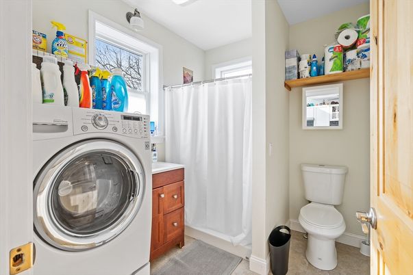Bathroom, Interior, Utility Closets, Washer
