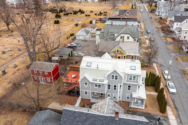 Exterior, Drone
