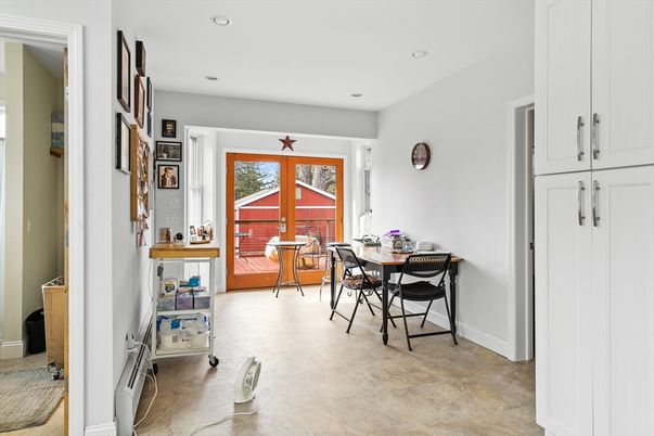 Dining room, Interior, Recessed Lighting