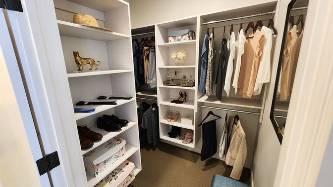 Interior, Walk-in Closets