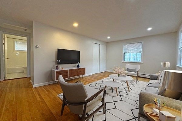 Interior, Living room, Recessed Lighting, Wood Texture Flooring