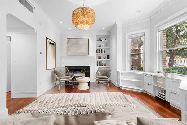 Chandelier, Fireplace, Interior, Recessed Lighting, Wood Texture Flooring