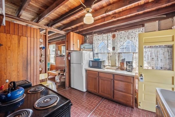 Interior, Kitchen, Wooden Beams, Wooden Ceilings, Wooden Walls