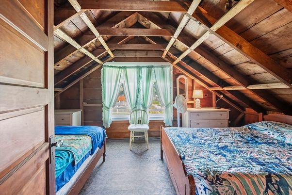Bedroom, Interior, Wooden Beams, Wooden Ceilings