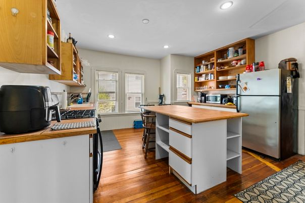 Interior, Kitchen, Recessed Lighting, Wood Texture Flooring